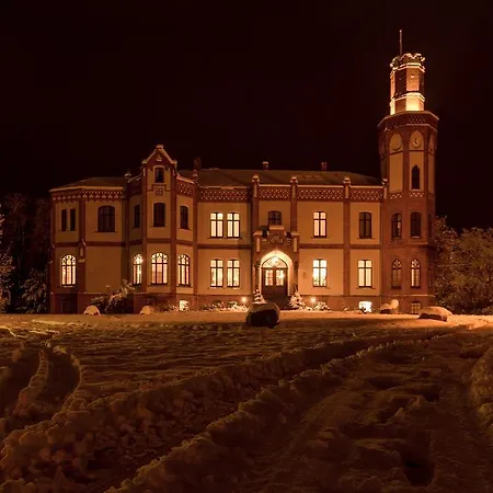 Schloss Gamehl Hotel Benz (Nordwestmecklenburg)